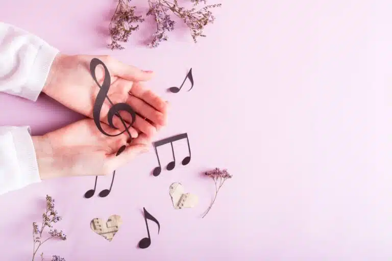 Muzykoterapia – czym jest i kiedy może pomagać